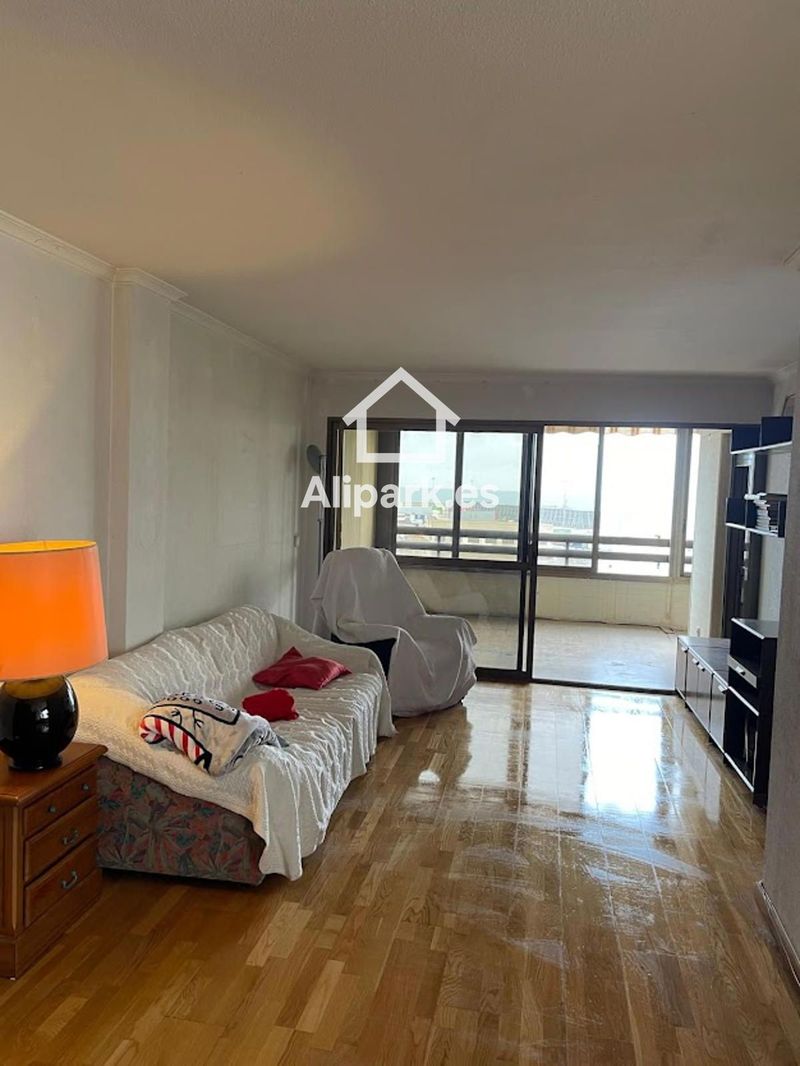 Piso en venta Alicante/Alacant, Alicante. Ref: 2007. Alipark.es