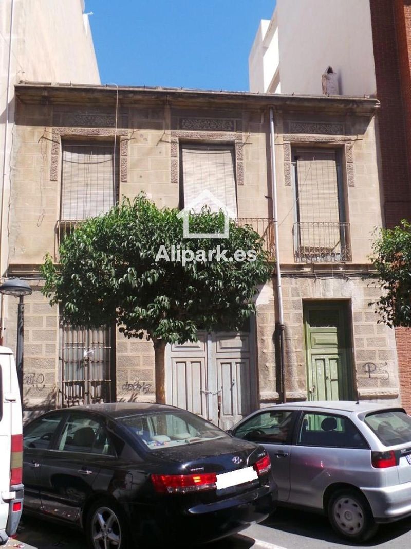 Singular Building for sale Alicante/Alacant, Alicante. Ref: 2012. Alipark.es
