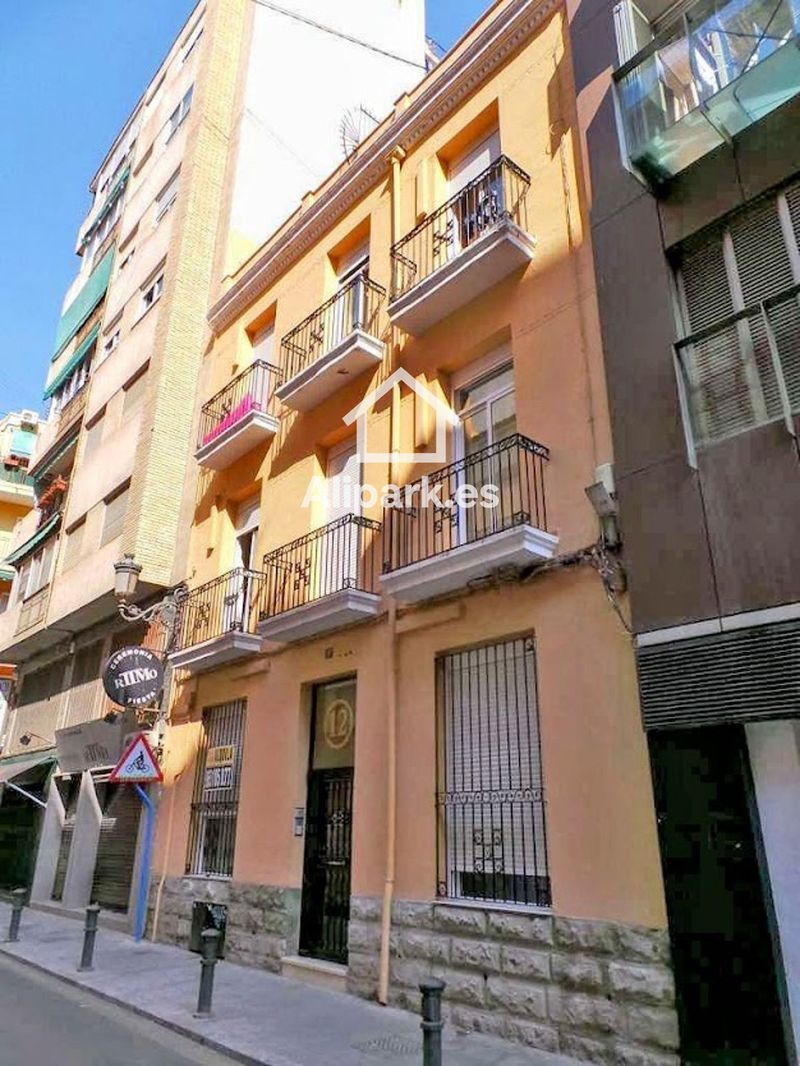 Singular Building for sale Alicante/Alacant, Alicante. Ref: 2059. Alipark.es