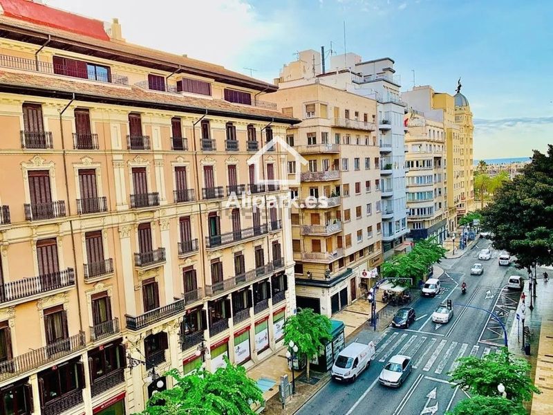 Piso en venta Alicante/Alacant, Alicante. Ref: 2098. Alipark.es