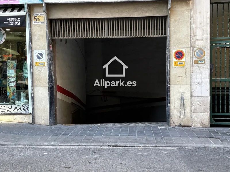Garaje en venta Alicante/Alacant, Alicante. Ref: 2174. Alipark.es