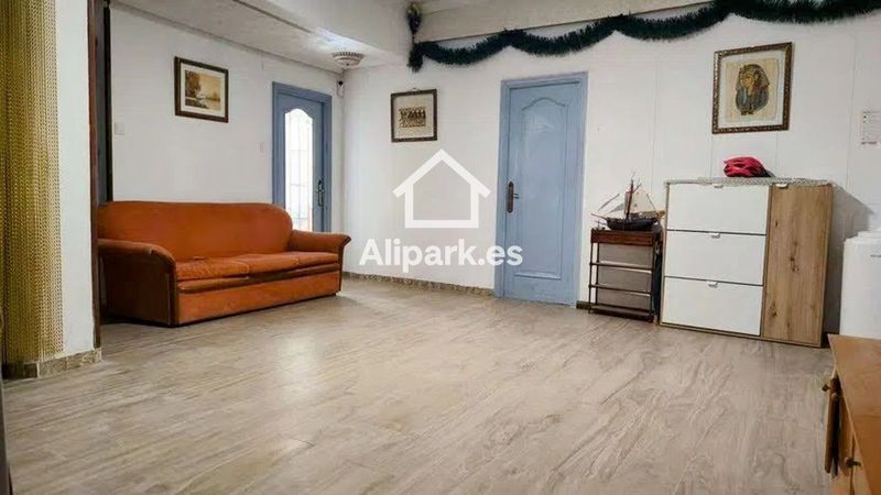 Flat for sale Alicante/Alacant, Alicante. Ref: 2197. Alipark.es
