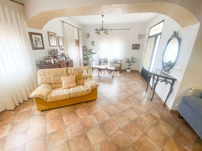 Detached villa for sale Novelda, Alicante. Ref: 2215. Alipark.es