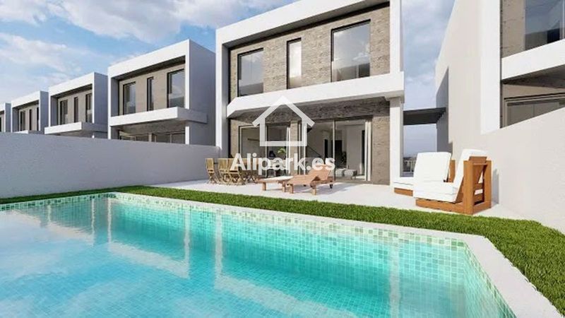 Chalet Independiente en venta Mutxamel, Alicante. Ref: 2220. Alipark.es
