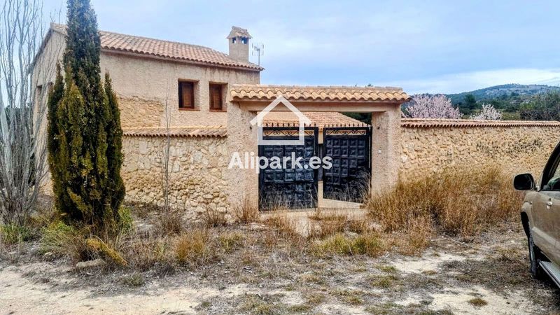 Detached villa for sale Biar, Alicante. Ref: 2249. Alipark.es