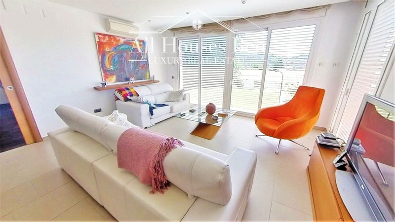 Chalet Independiente en venta Sant Just Desvern, Barcelona. Ref: 1346. All Houses BCN