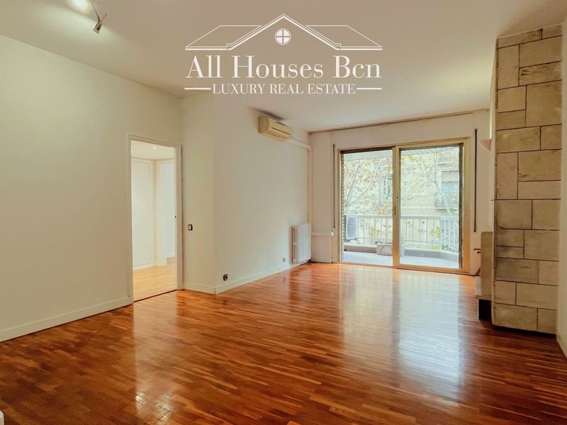 Piso en alquiler Barcelona. Ref: 2094. All Houses BCN