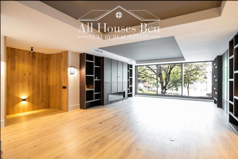 Flat for sale Barcelona. Ref: 2479. All Houses BCN