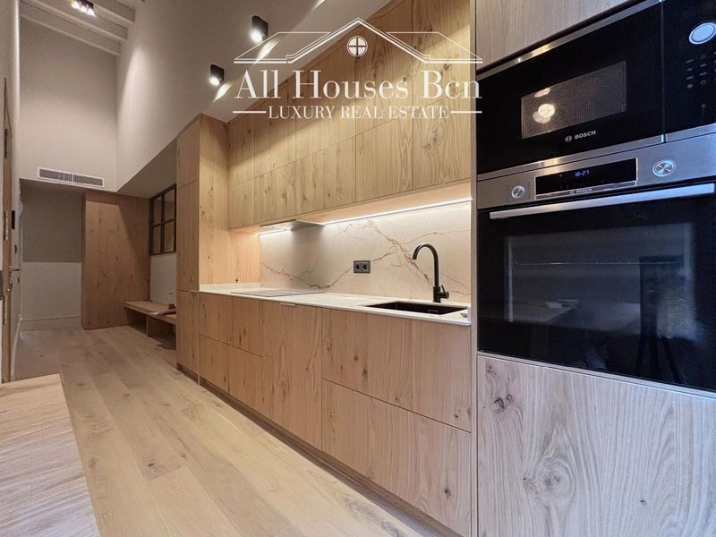 Duplex for sale Barcelona. Ref: 2488. All Houses BCN