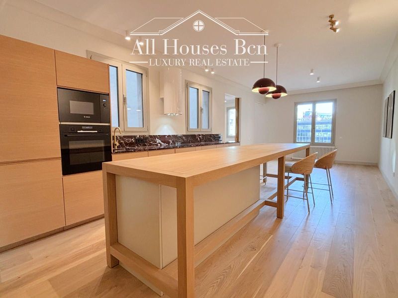 Piso en venta Barcelona. Ref: 2511. All Houses BCN