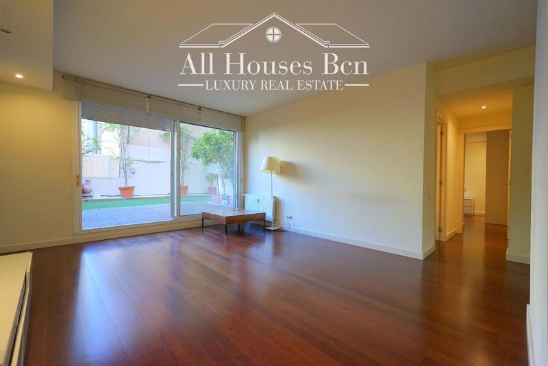 Flat for sale Barcelona. Ref: 2516. All Houses BCN