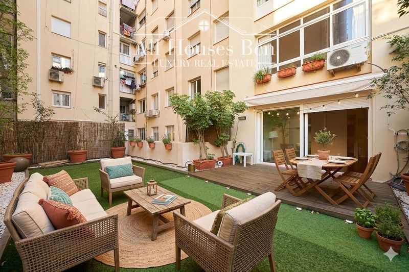 Flat for sale Barcelona. Ref: 2585. All Houses BCN