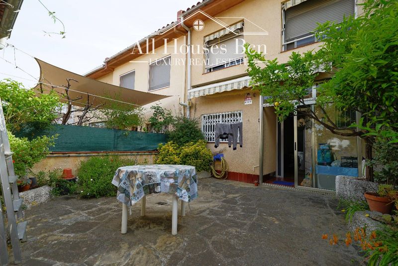 Casa en venta Sant Esteve Sesrovires, Barcelona. Ref: 2610. All Houses BCN