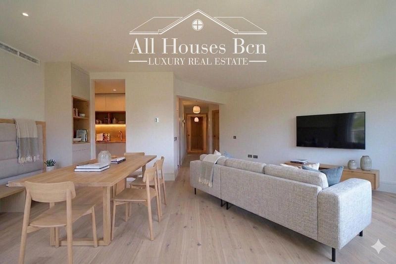 Flat for sale Barcelona. Ref: 2638. All Houses BCN