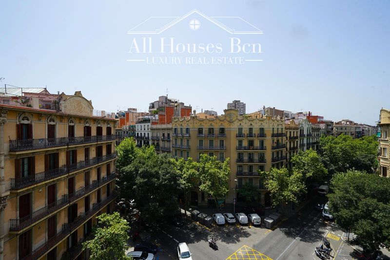 Flat for sale Barcelona. Ref: 2676. All Houses BCN