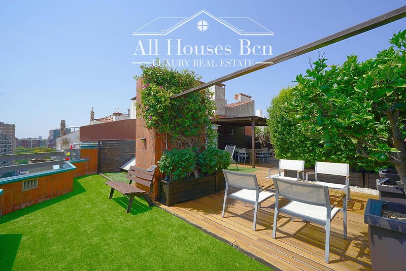 Duplex for sale Barcelona. Ref: 2678. All Houses BCN