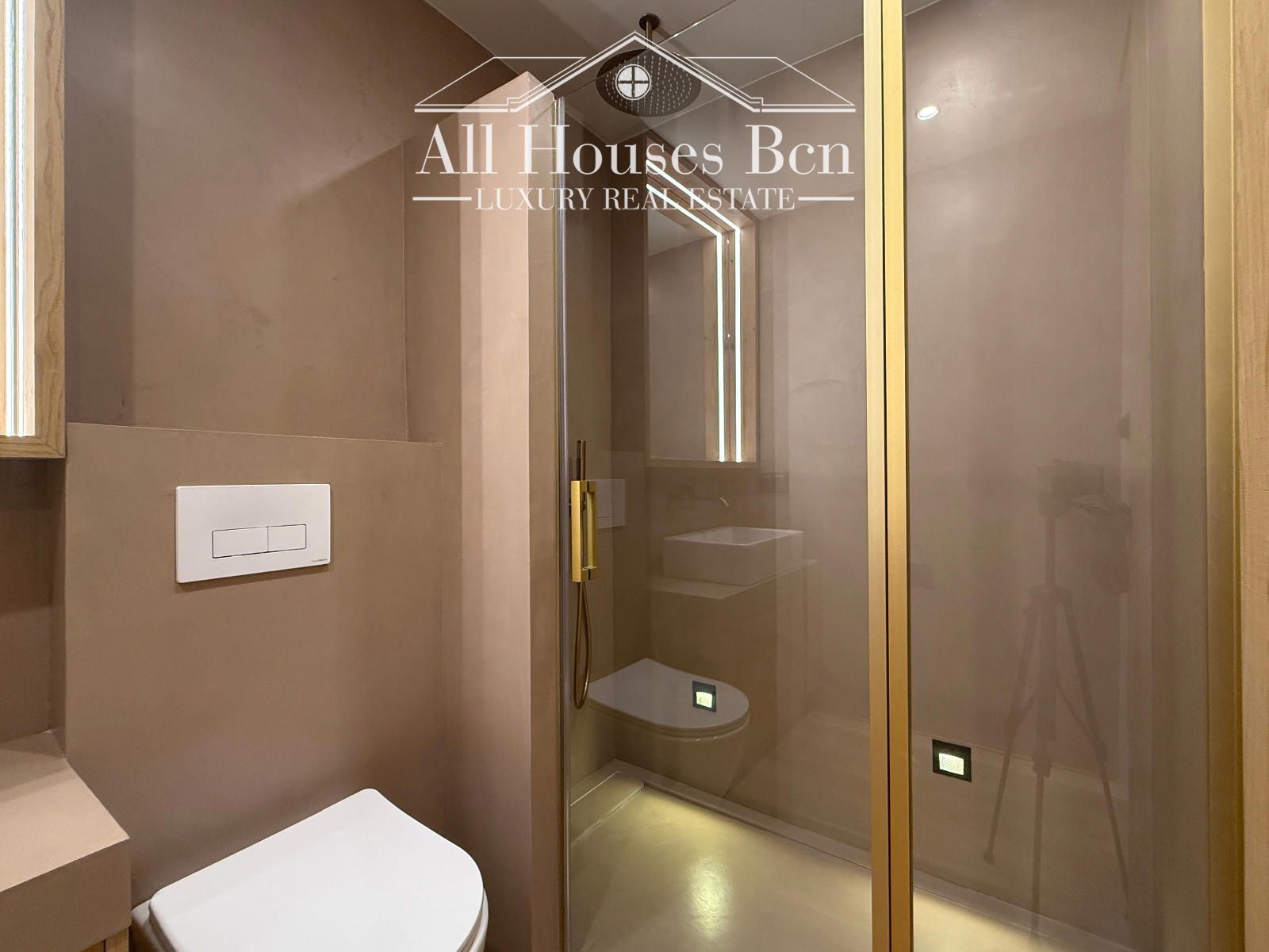 Baño - Piso de diseño en Pi i Margall