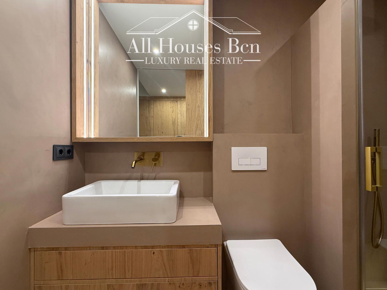 Baño - Piso de diseño en Pi i Margall