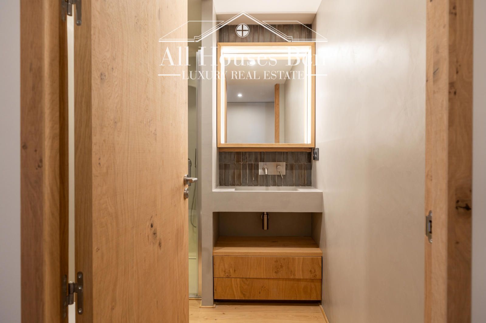 Baño - Elegancia clásica y diseño contemporáneo