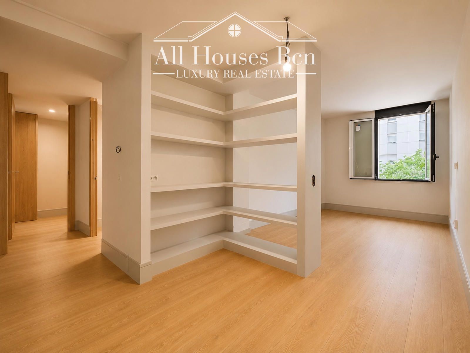 Salón - Piso en venta en Barcelona (Gràcia)