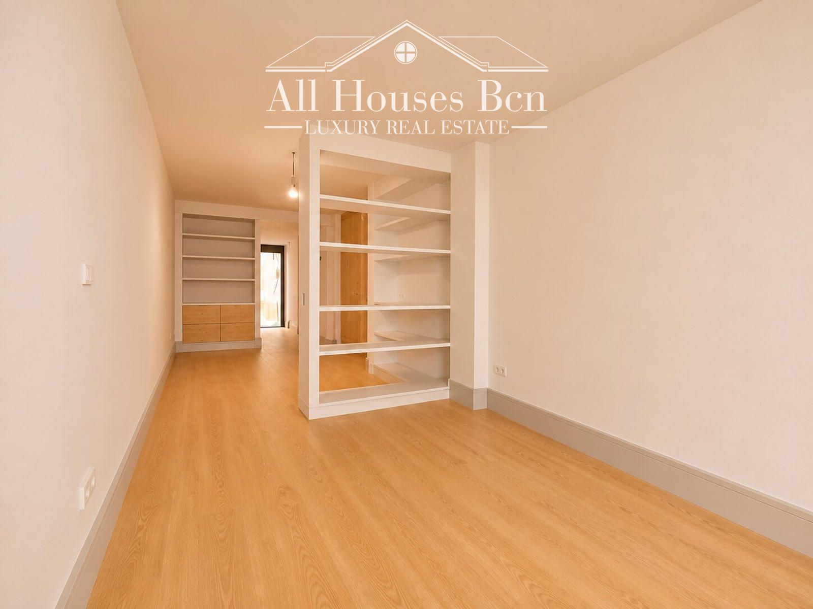 Salón - Piso en venta en Barcelona (Gràcia)