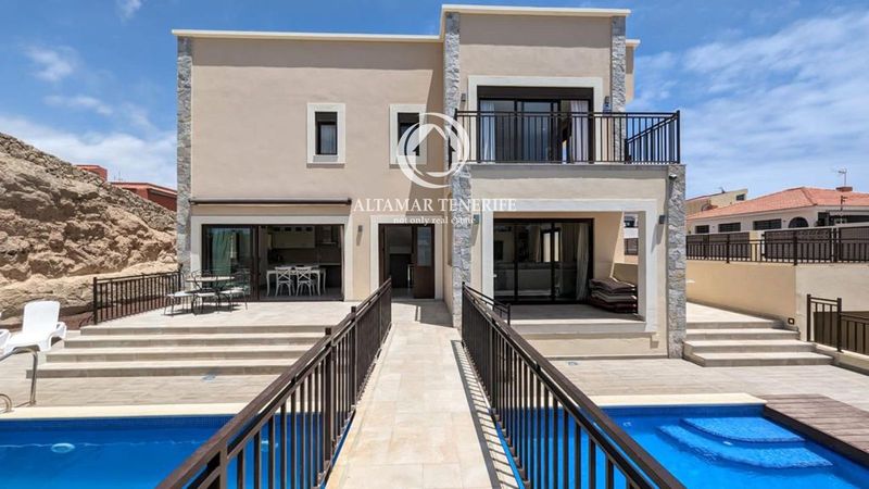 Chalet Independiente en venta El Medano, Santa Cruz Tenerife. Ref: 1069. Altamar Tenerife