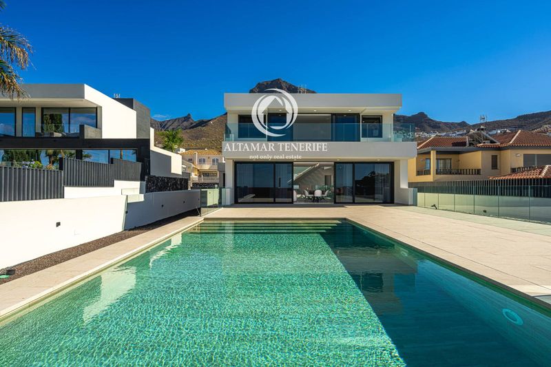 Villa en venta Costa Adeje, Santa Cruz Tenerife. Ref: 1172. Altamar Tenerife