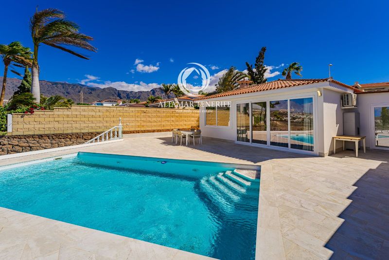 Villa en venta Costa Adeje, Santa Cruz Tenerife. Ref: 1272. Altamar Tenerife