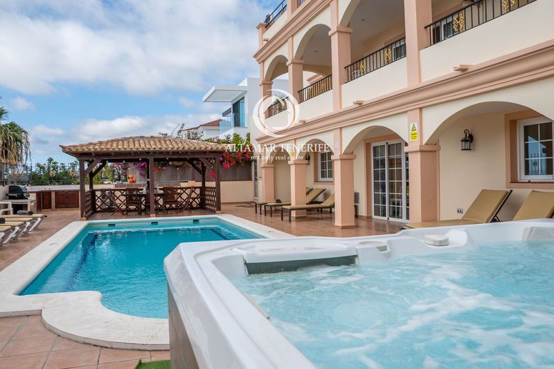Особняк на продажу Costa Adeje, Santa Cruz Tenerife. Ref: 1698. Altamar Tenerife