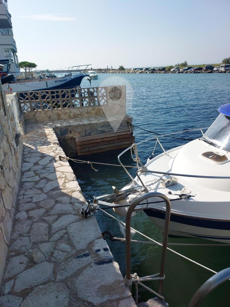 Amarre en venta Roses, Girona. Ref: 1095. Alto Immo