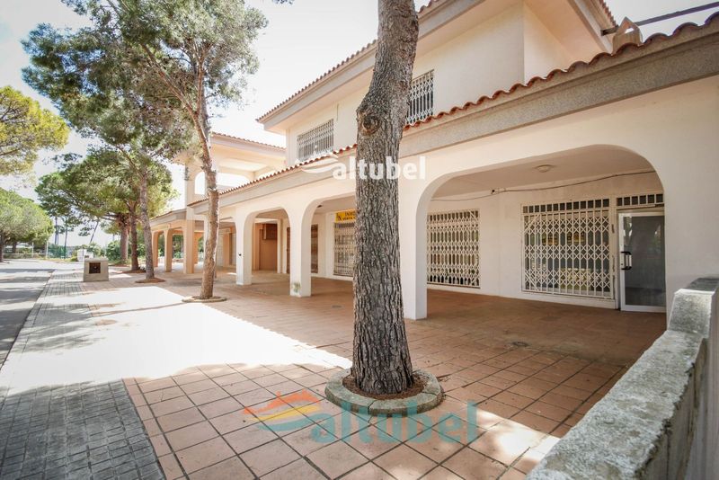 Comercial Premise for sale Peñiscola, Castellón. Ref: 1037. INMOALTUBEL