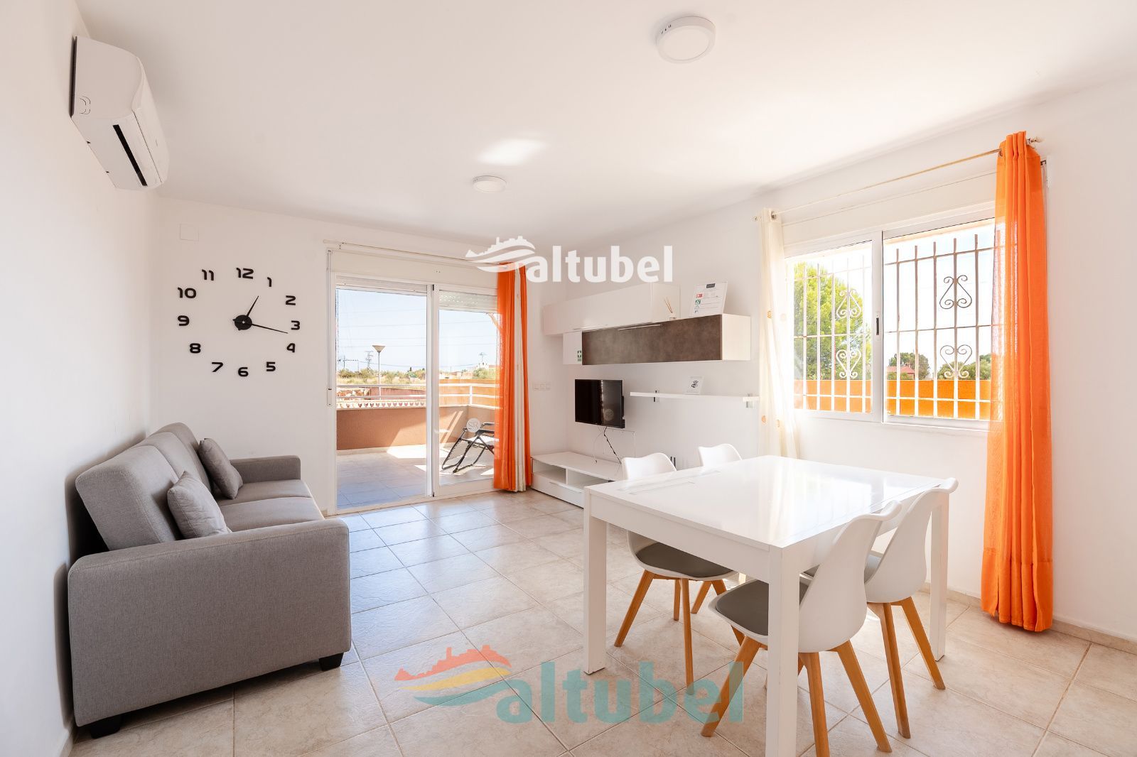 Chalet independiente con jardín privado y amplias zonas comunes en Peñíscola - Foto 2
