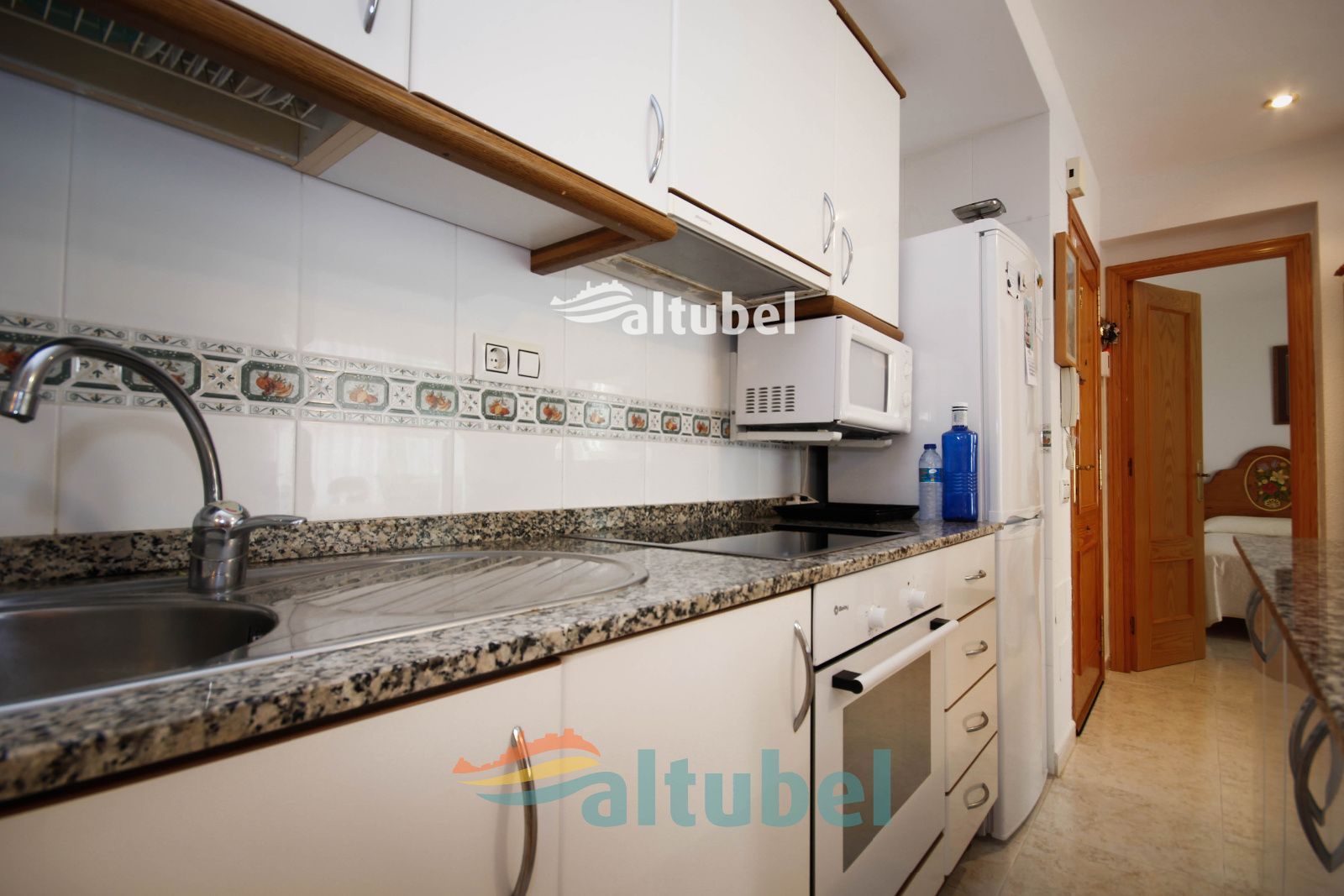 Apartamento con gran terraza y excelentes vistas al mar a 50 metros de la Playa Norte - Foto 8