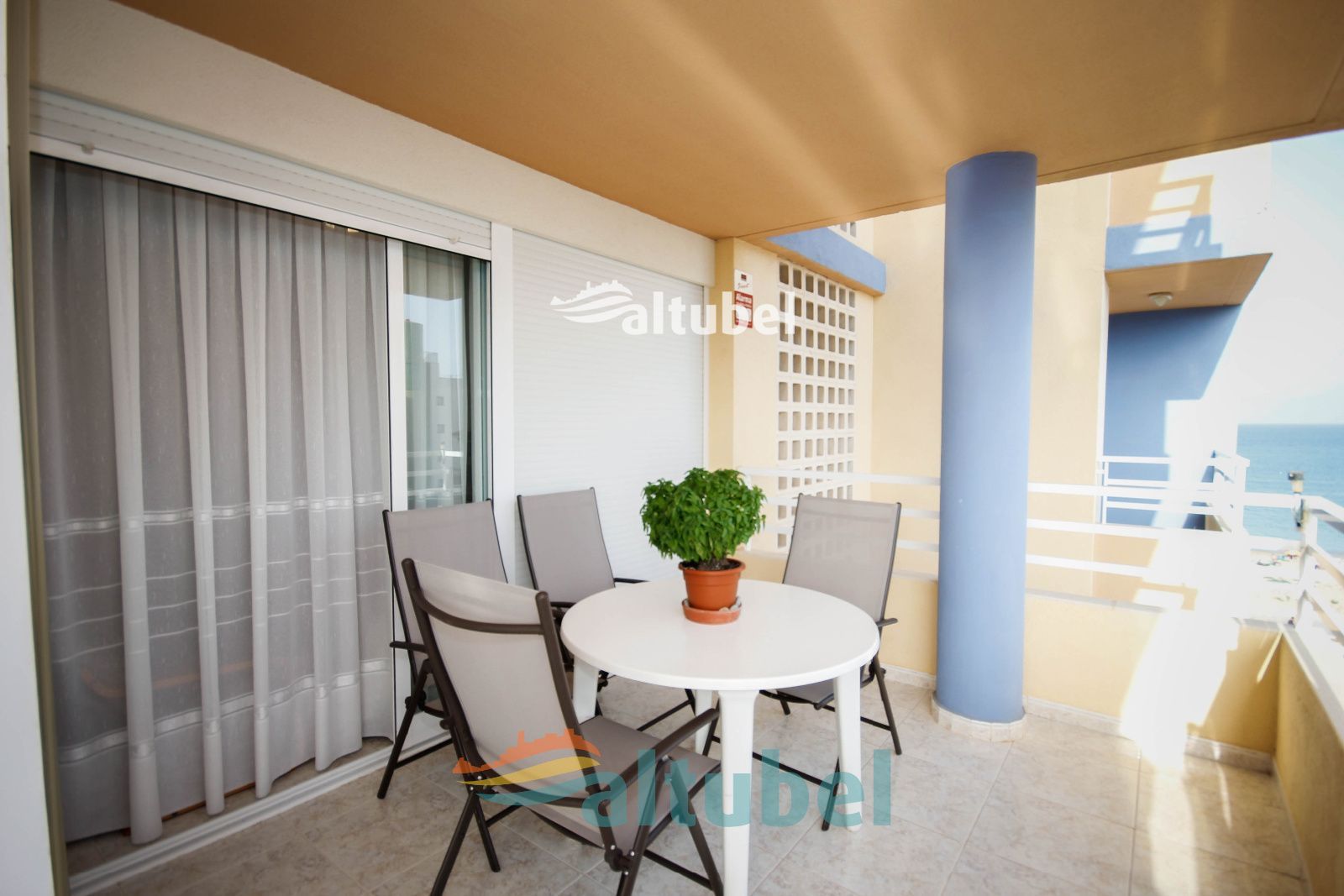 Apartamento con gran terraza y excelentes vistas al mar a 50 metros de la Playa Norte - Foto 16