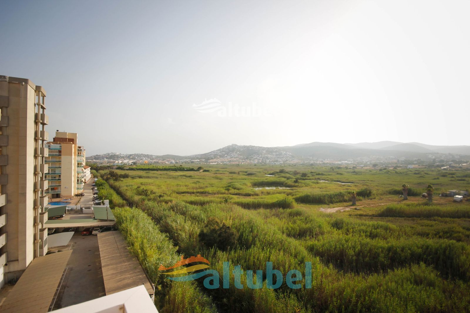 Apartamento con gran terraza y excelentes vistas al mar a 50 metros de la Playa Norte - Foto 23