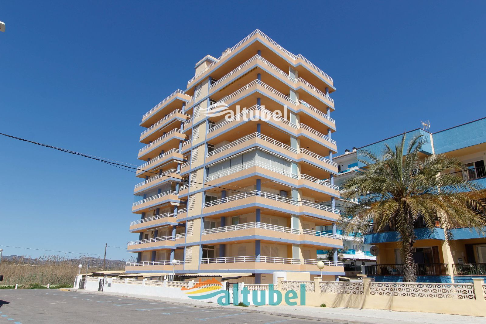Apartamento con gran terraza y excelentes vistas al mar a 50 metros de la Playa Norte - Foto 26