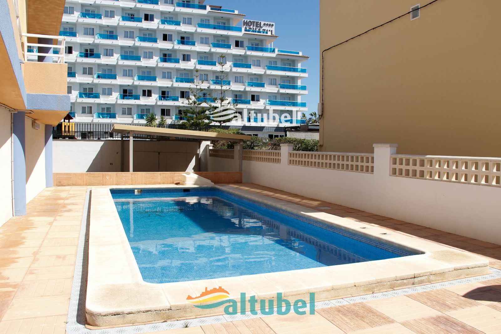 Apartamento con gran terraza y excelentes vistas al mar a 50 metros de la Playa Norte - Foto 28