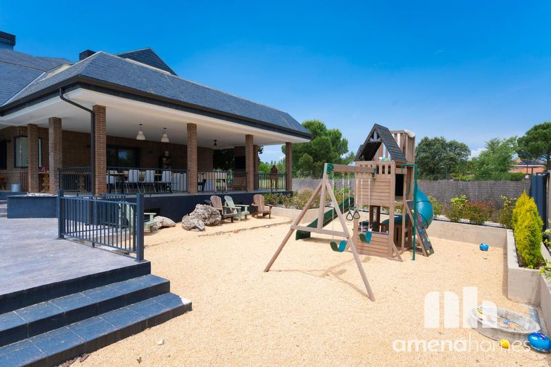 Chalet Independiente en venta Colmenar Viejo, Madrid. Ref: 1088. Amena Homes