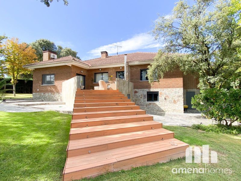 Chalet Independiente en alquiler San Agustin del Guadalix, Madrid. Ref: 1112. Amena Homes