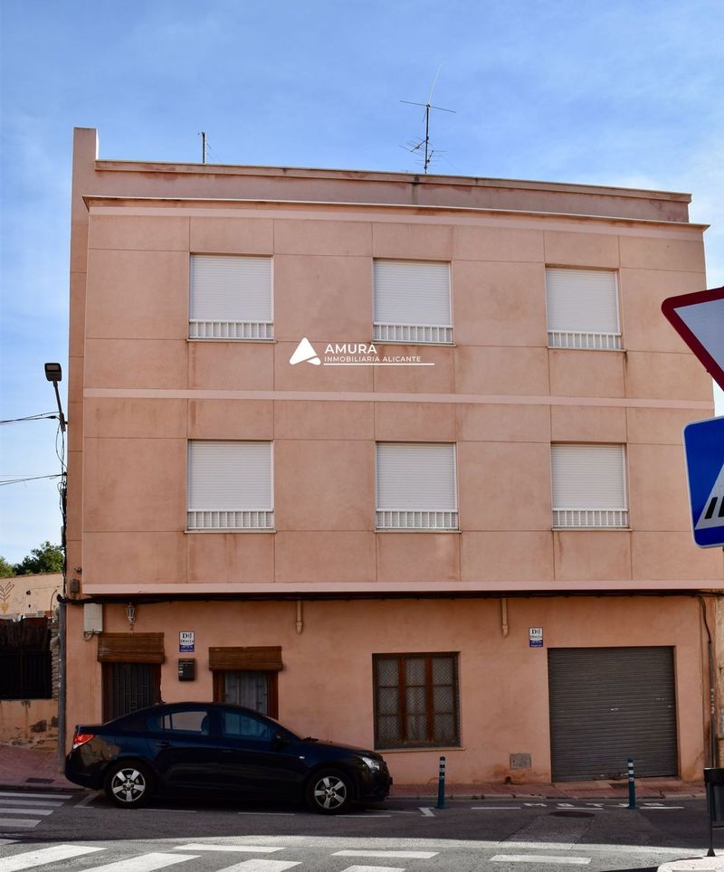 Casa en venta Monóver/Monóvar, Alicante. Ref: 2331. Amura Inmobiliaria