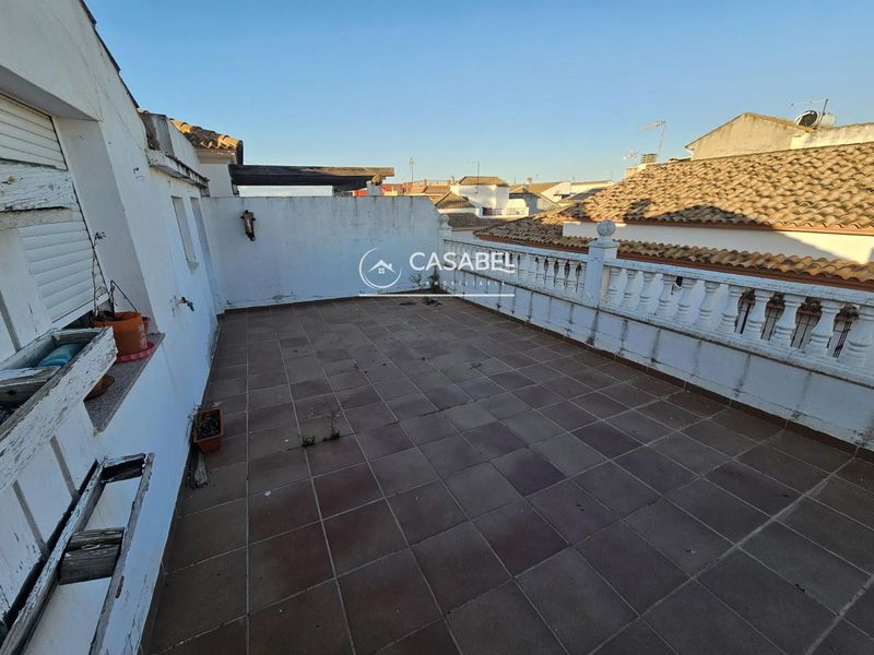 Dúplex en venta La Carlota, Córdoba. Ref: 3335. CASABEL INMOBILIARIA