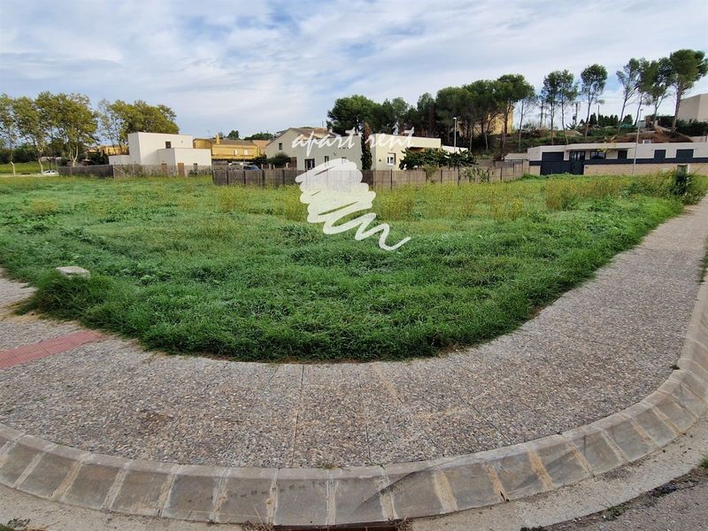 Parcelle en vente Garriguella, Girona. Ref: 1866. Apart-Rent