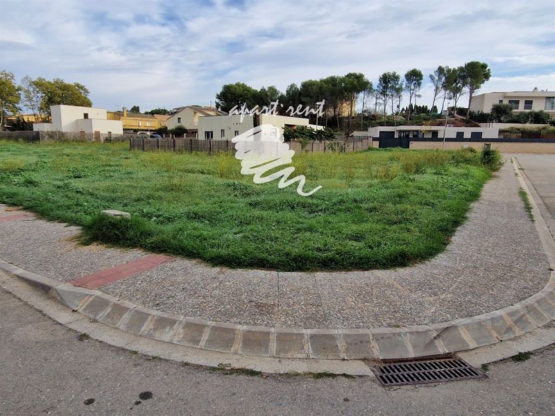 участок на продажу Garriguella, Girona. Ref: 1869. Apart-Rent