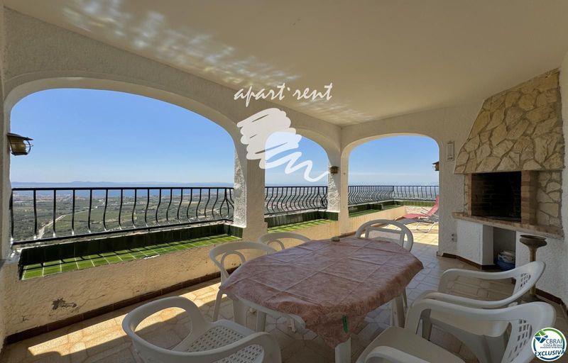 Дом на продажу Roses, Girona. Ref: 2697. Apart-Rent