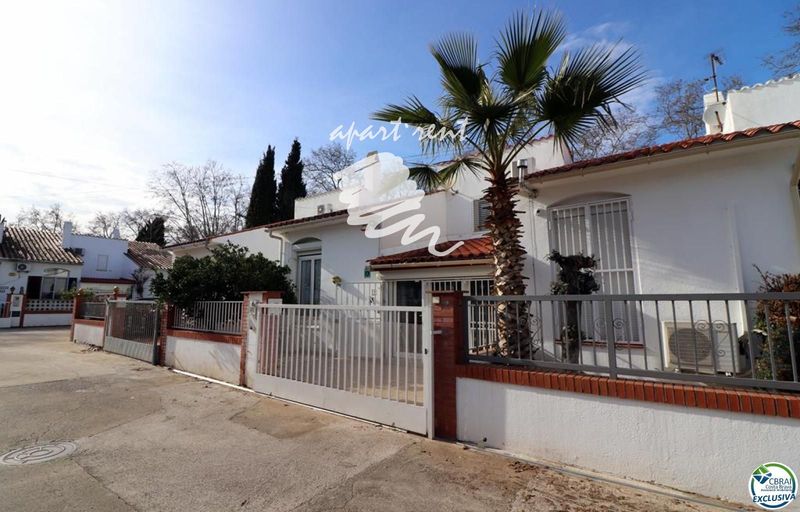 Casa en venta Empuriabrava, Girona. Ref: 2943. Apart-Rent