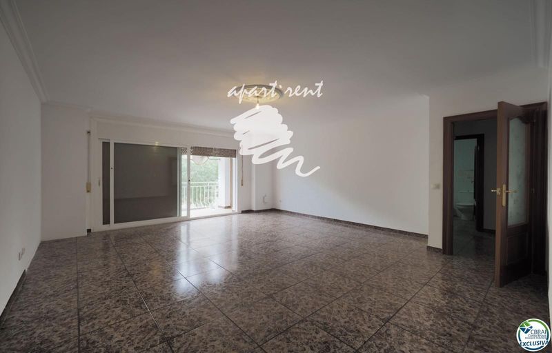квартира на продажу Roses, Girona. Ref: 2957. Apart-Rent