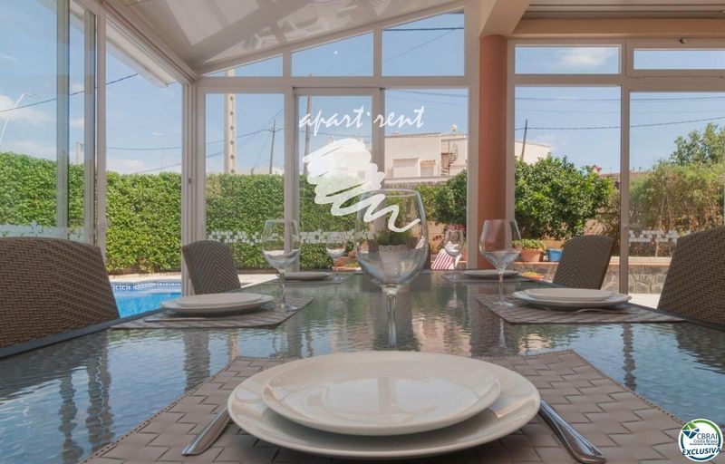 Дом на продажу Roses, Girona. Ref: 2958. Apart-Rent