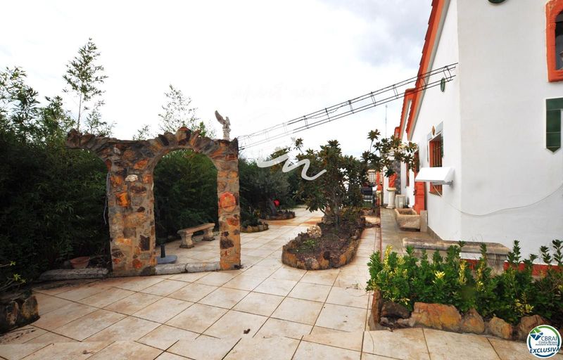 Дом на продажу Roses, Girona. Ref: 3019. Apart-Rent