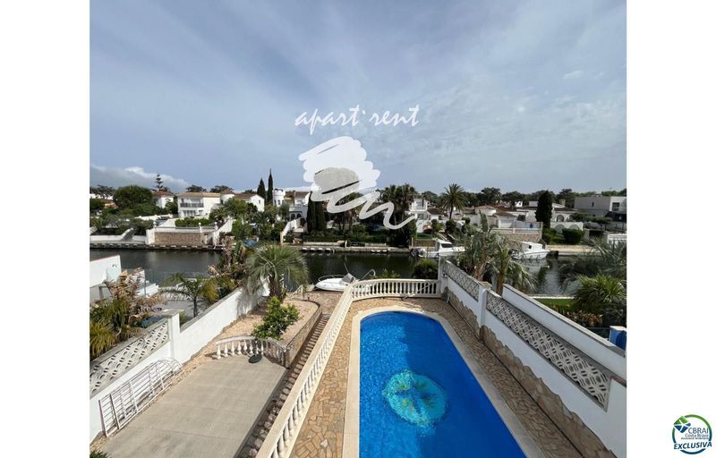 Дом на продажу Empuriabrava, Girona. Ref: 3033. Apart-Rent