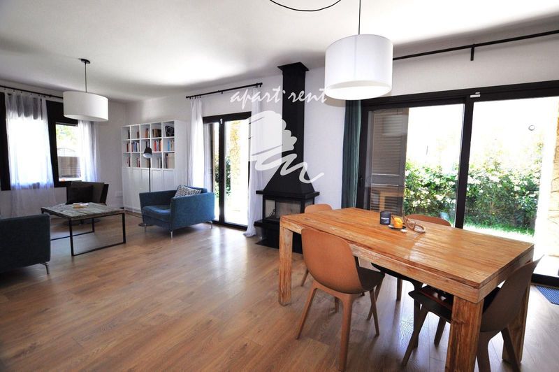 Дом на продажу Sant Pere Pescador, Girona. Ref: 3126. Apart-Rent